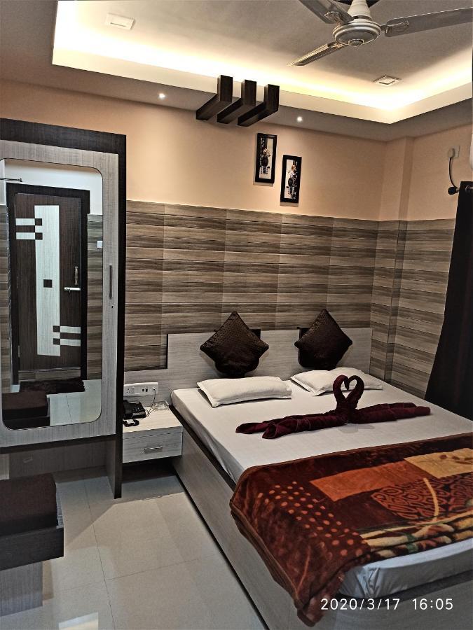 Hotel Prince B Guwahati Exterior foto